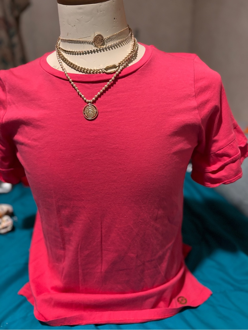 MK Classic Crewneck Short Sleeve Top in Bright Pink scalloped sleeves size M